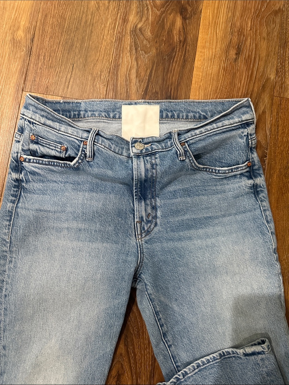 MOTHER the superior insider flood jeans. Color is Psych! Size 31